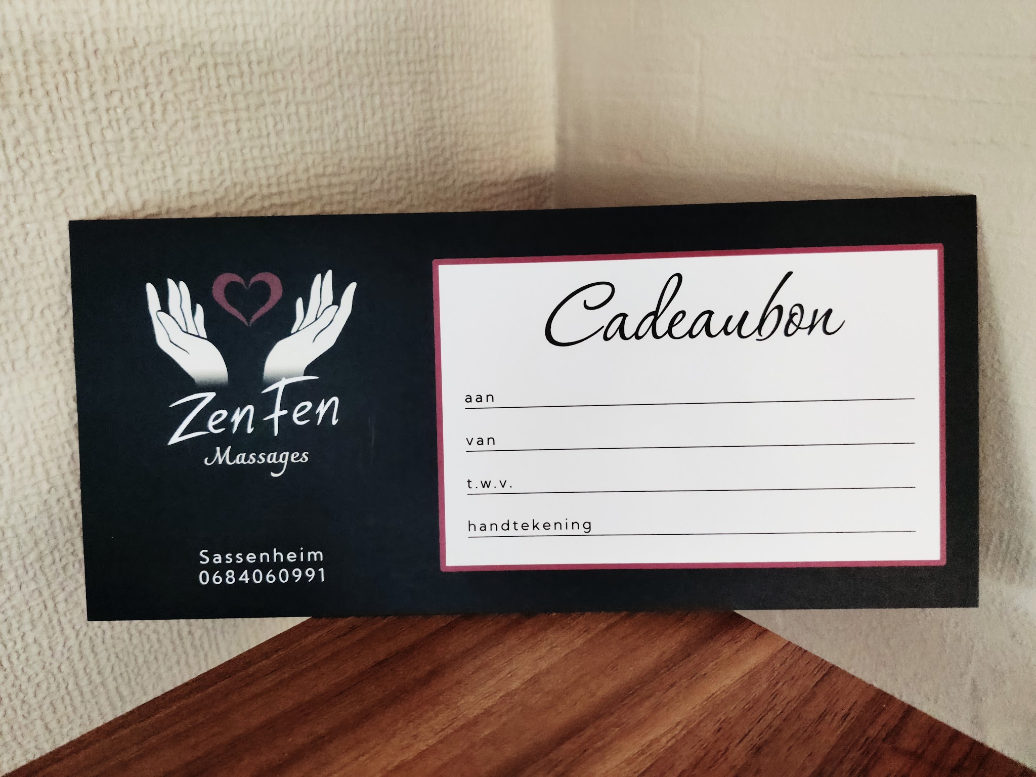De ZenFen cadeaubon met het logo en ruimte voor aan, van en het bedrag